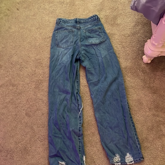 Cute mom jeans (high rise) - Picture 2 of 3